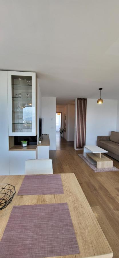 Luxury Panorama Apartament,Coresi Брашов Экстерьер фото